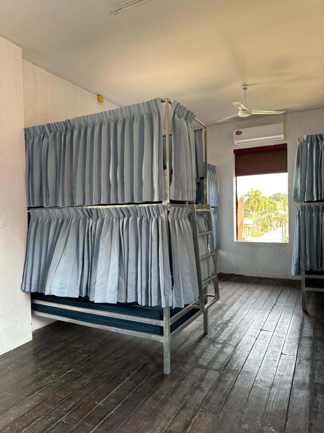 Via Thakhek Hostel & Cafe 외부 사진